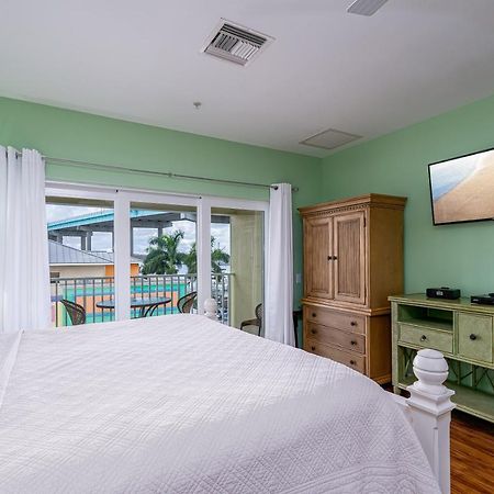 Harbour House At The Inn 310 Fort Myers Beach Exterior photo