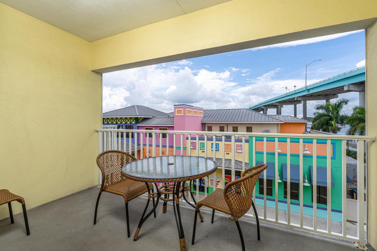 Harbour House At The Inn 310 Fort Myers Beach Exterior photo